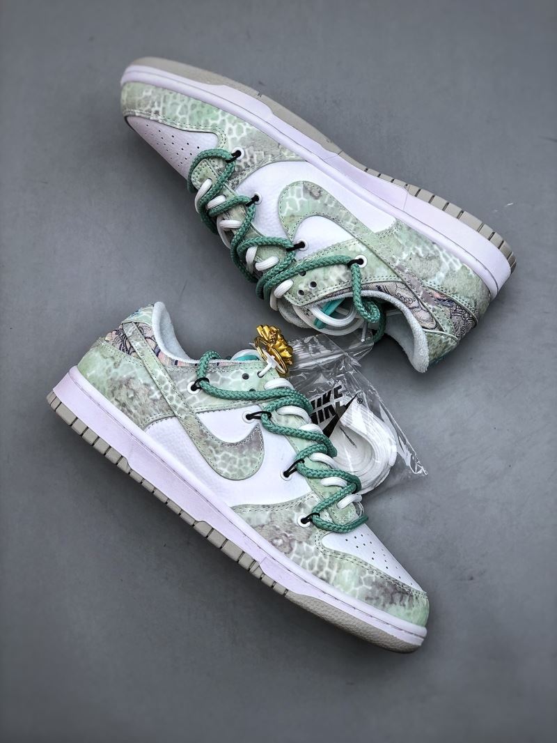 Nike Dunk Shoes